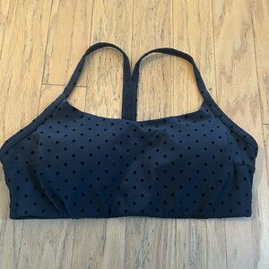 Lululemon polka flock flow y bra size L